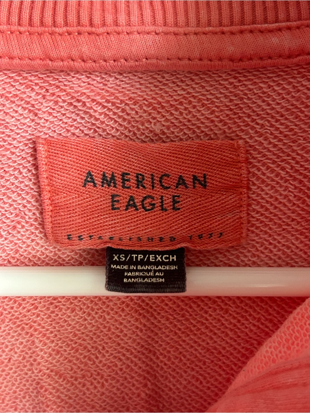 American Eagle Acid Washed Coral Sweatshirt - Picture 4 of 4